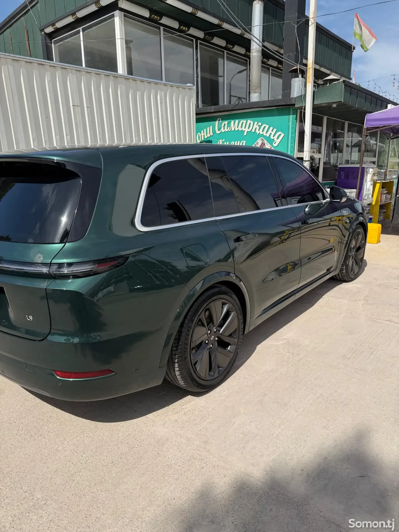 Li Auto (Lixiang) L9 2024 · 1.5 AT