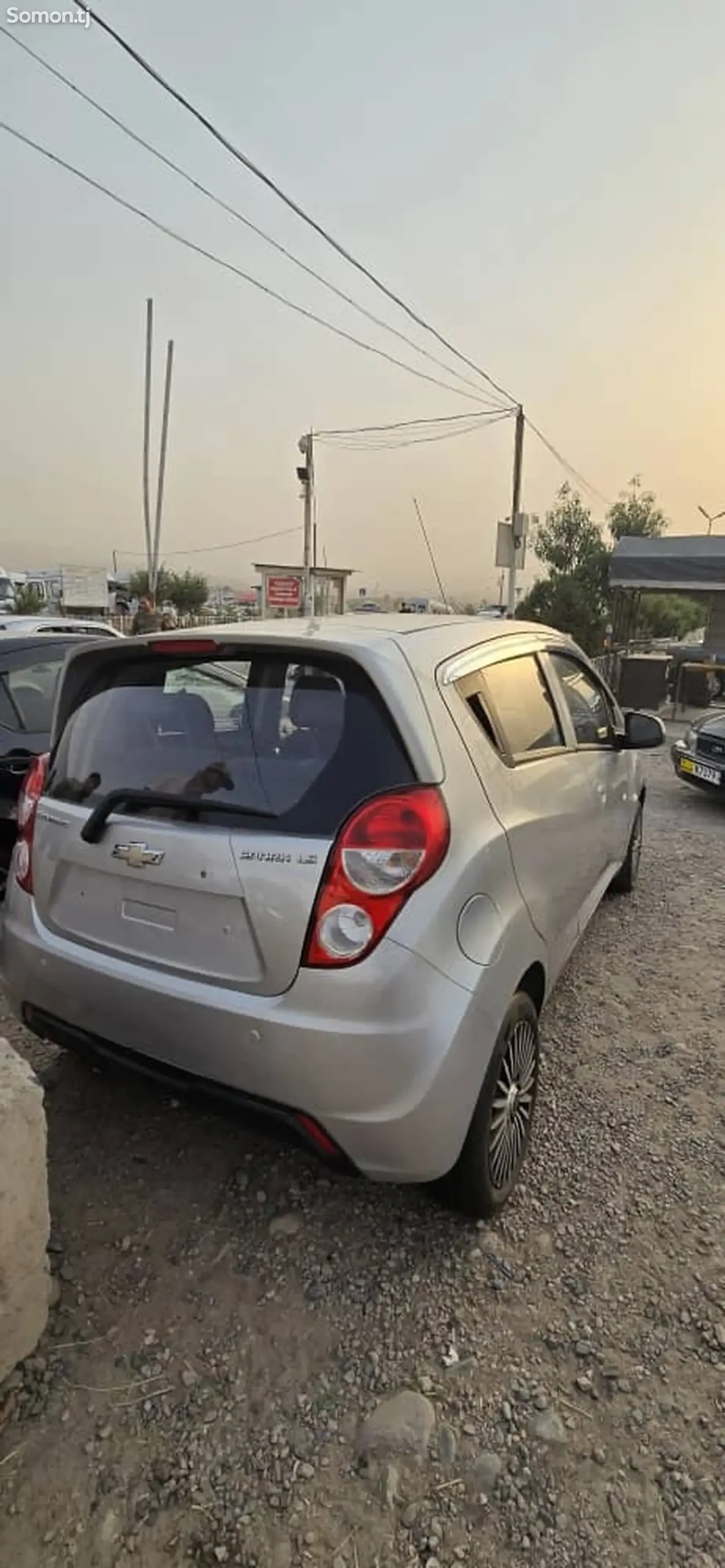 Chevrolet Spark 2014 · 1.0 AT