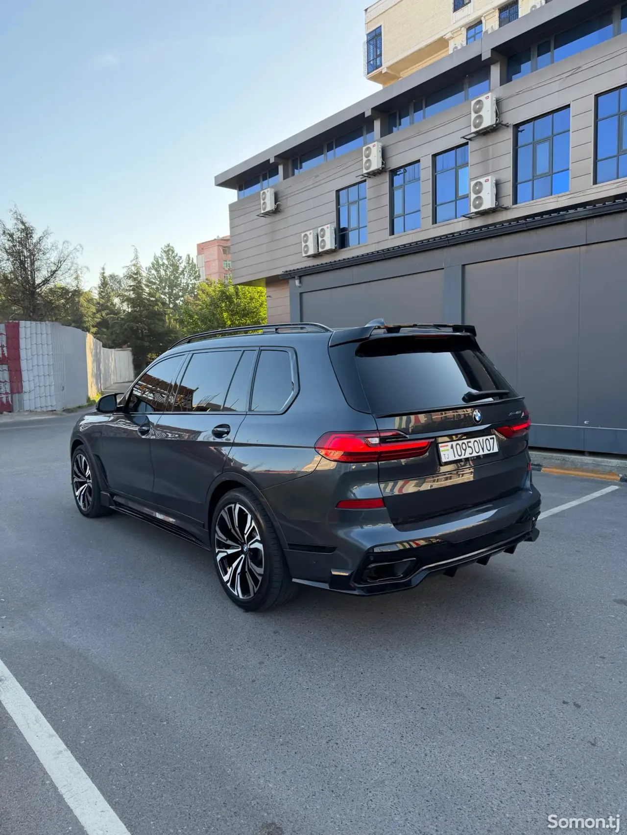 BMW X7 2022 · 4.0 AT