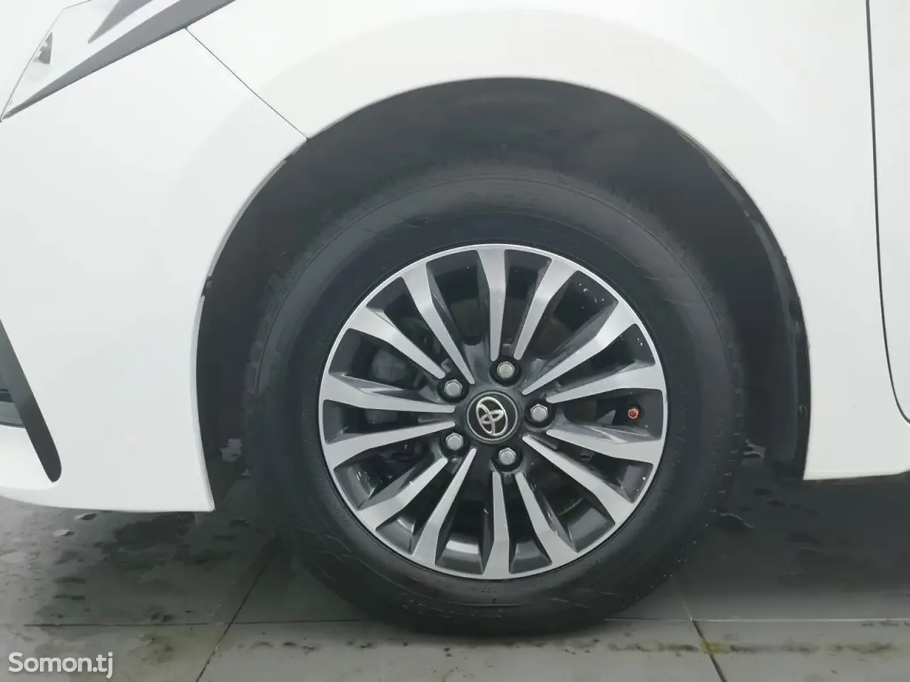 Toyota Corolla 2018 · 1.2 AT