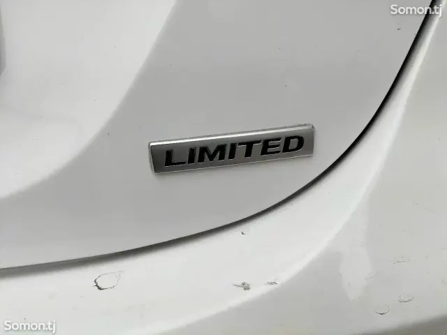 Hyundai Elantra 2016 · 1.8 AT