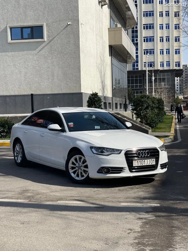 Audi A6 2015 · 2.0 AT