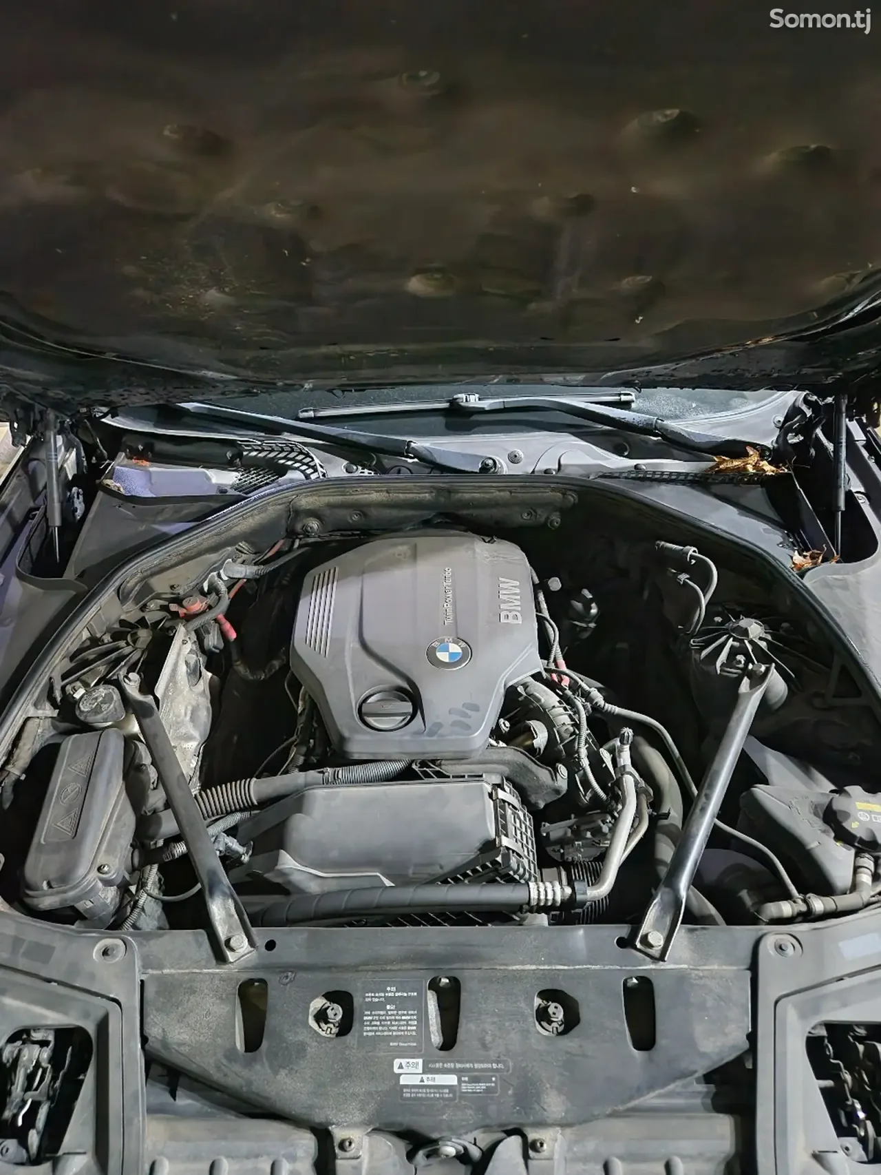 BMW 5 series 2016 · 2.0 AT