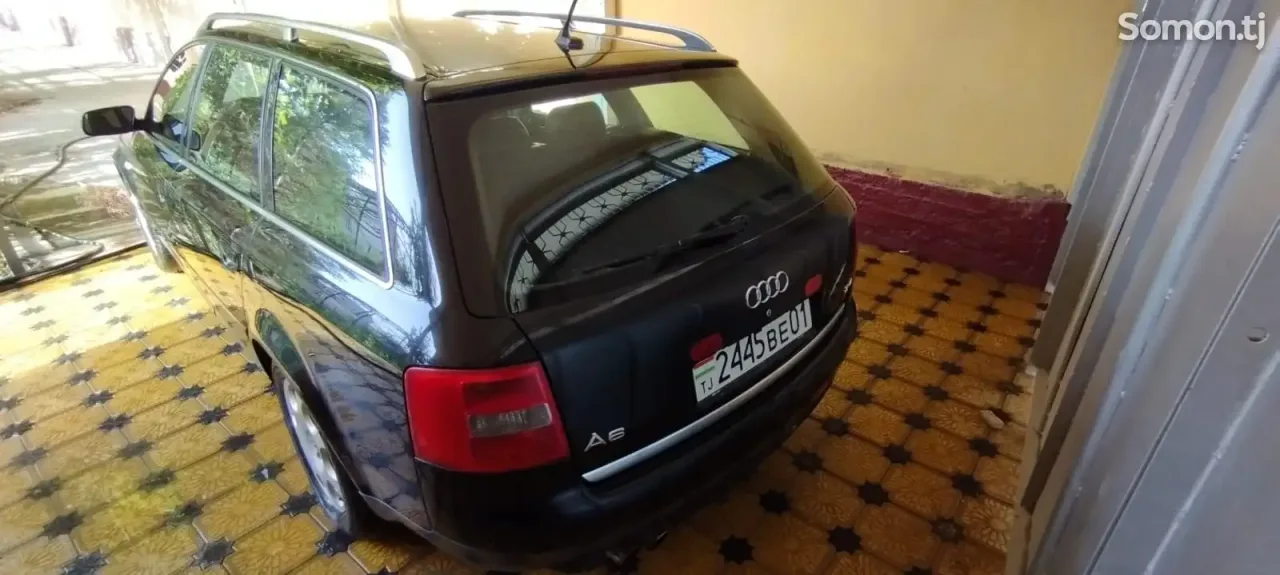 Audi A6 2002 · 2.4 AT