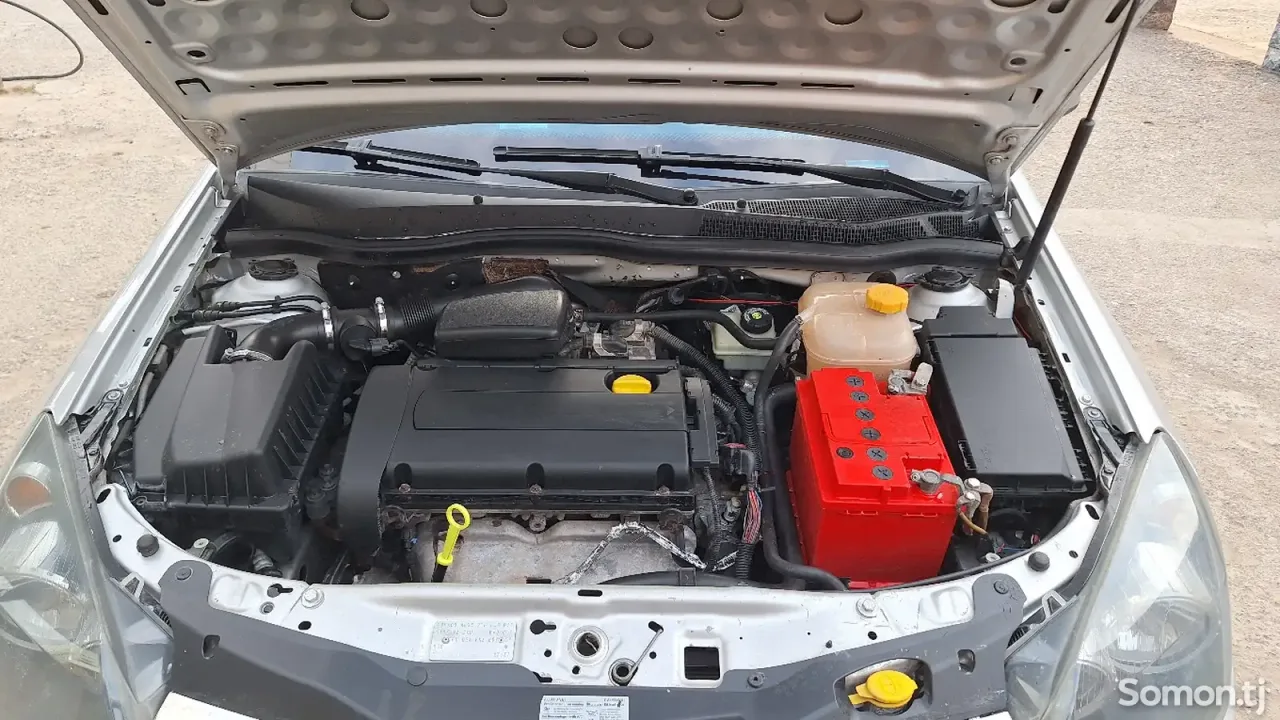 Opel Astra H 2007 · 1.6 MT