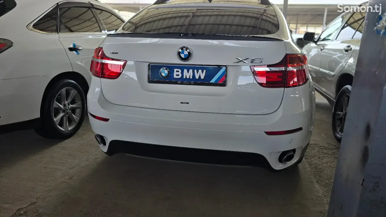 BMW X6 M 2014 · 4.0 AT