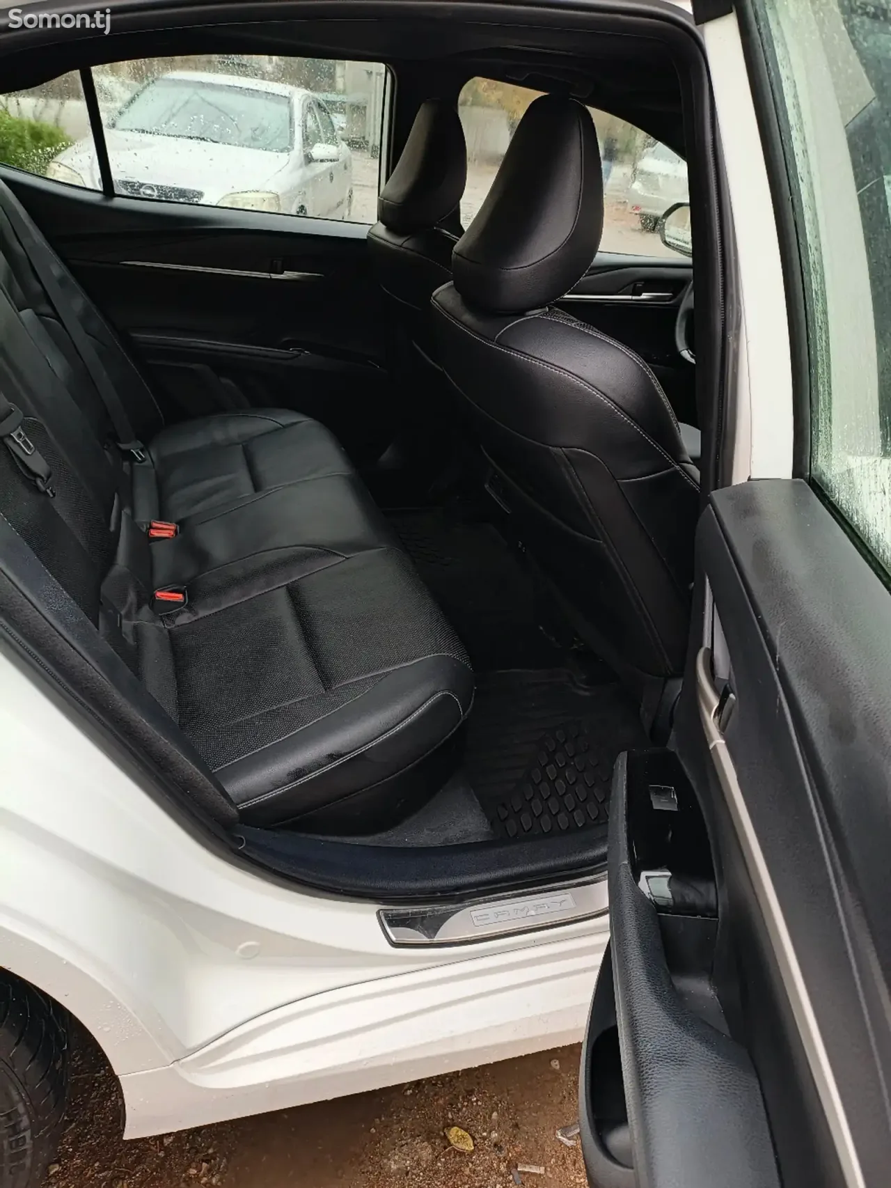 Toyota Camry 2025 · 2.5 AT
