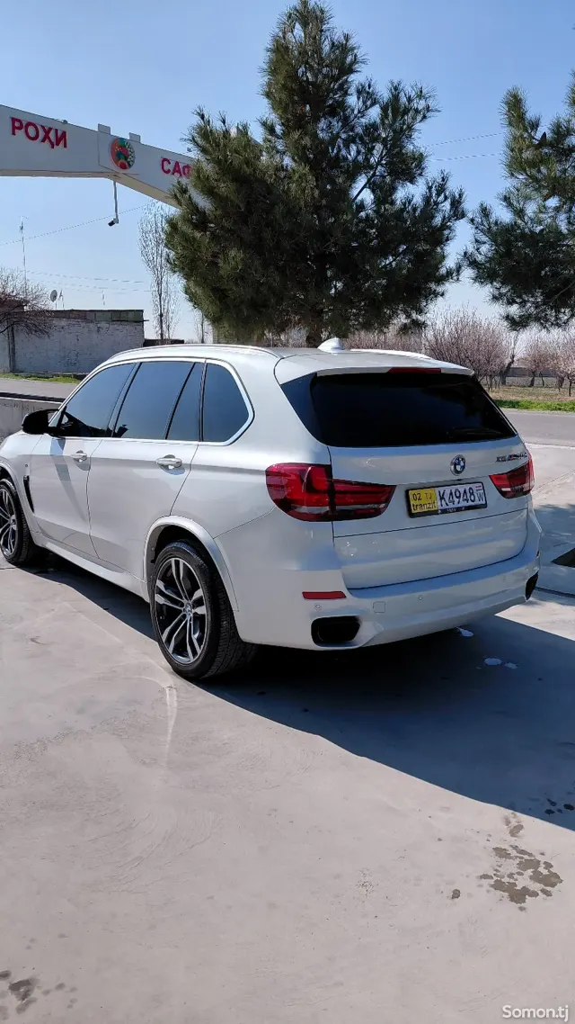BMW X5 2015 · 3.0 AT
