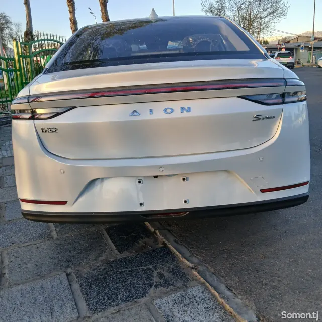 GAC Aion S Plus 2026 · AT
