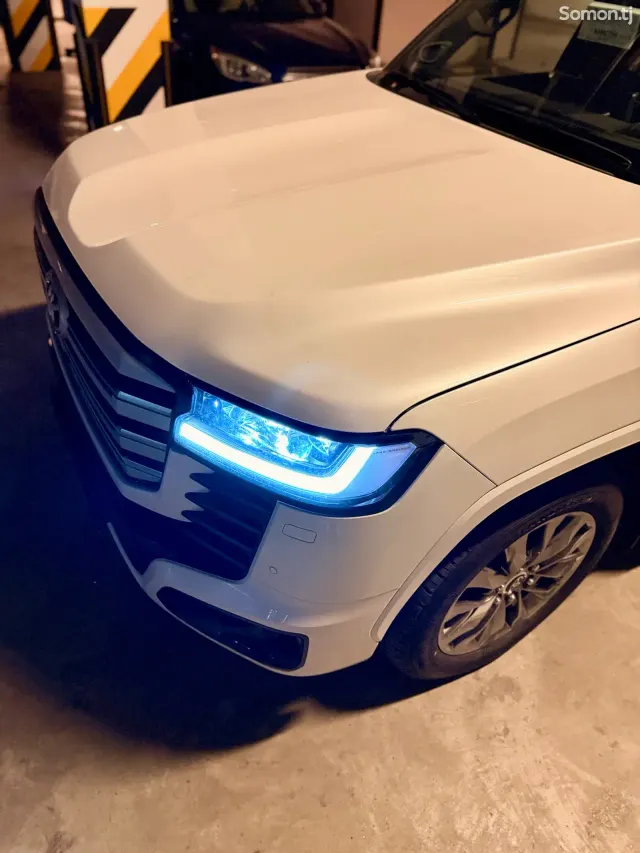 Toyota Land Cruiser 2026 · 3.5 AT