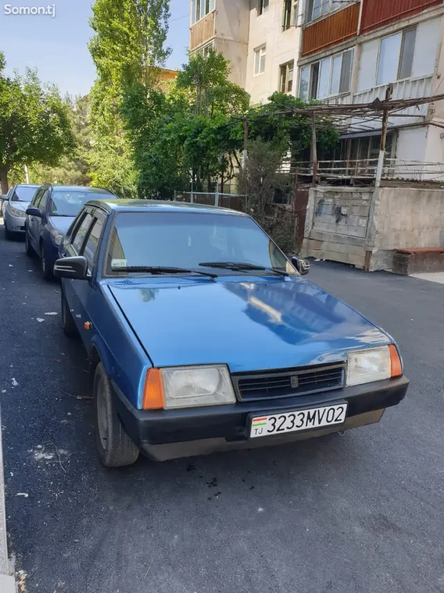 Lada (ВАЗ) 21099 1996 · 1.6 MT