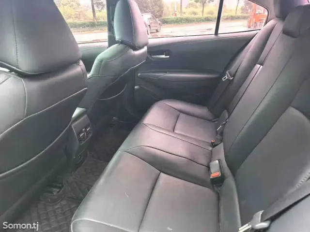 Toyota Corolla 2023 · 1.8 AT