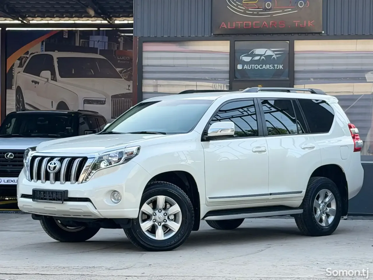 Toyota Land Cruiser Prado 2015 · 4.0 AT
