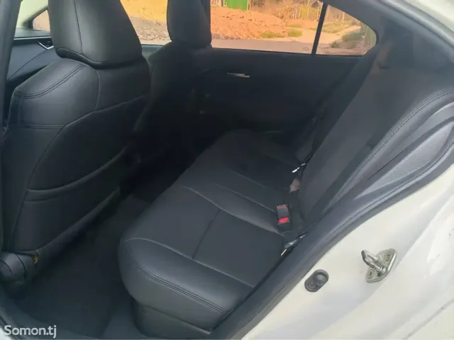 Toyota Corolla 2021 · 1.8 AT