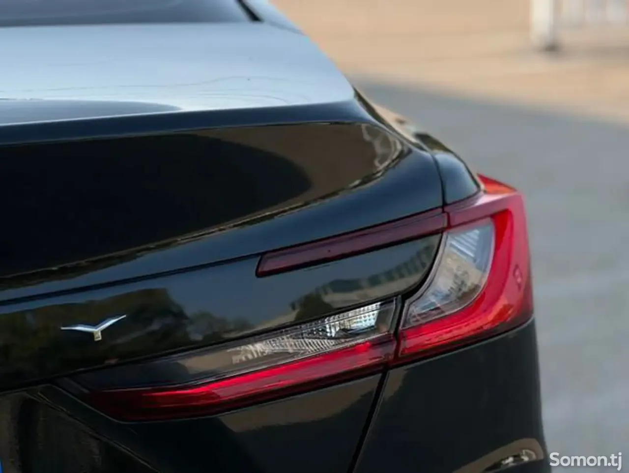 Toyota Camry 2025 · 2.0 AT