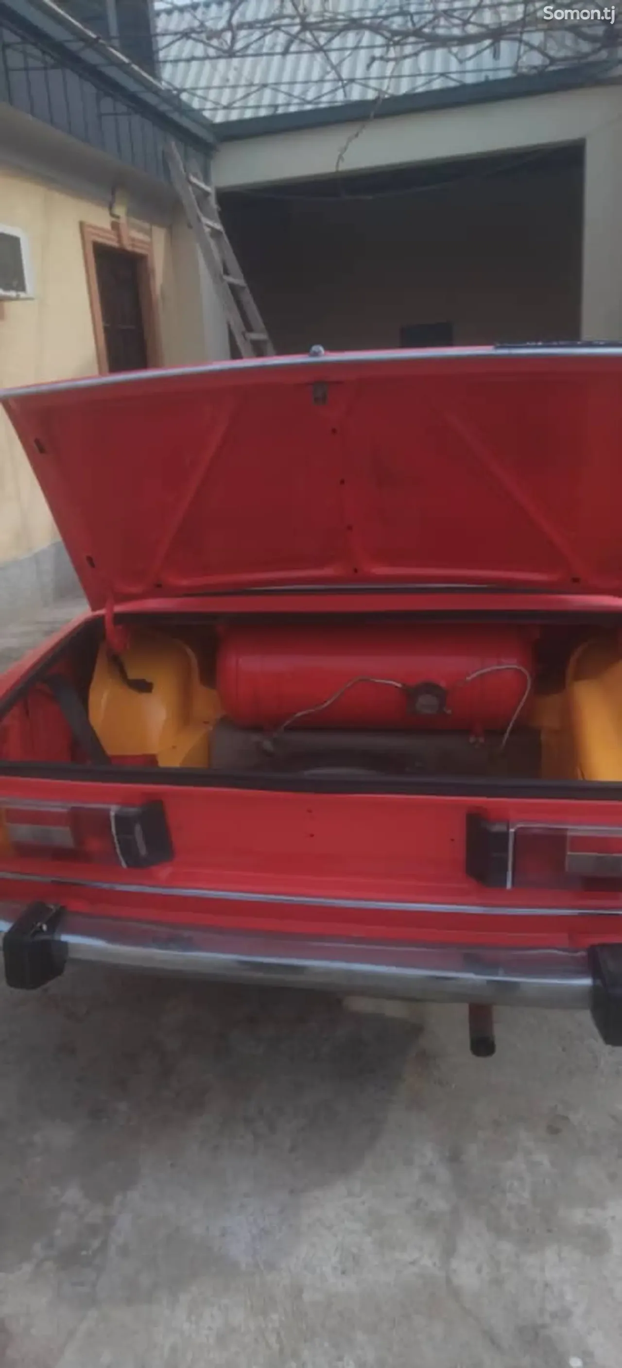 Lada (ВАЗ) 2106 1982 · 1.5 MT