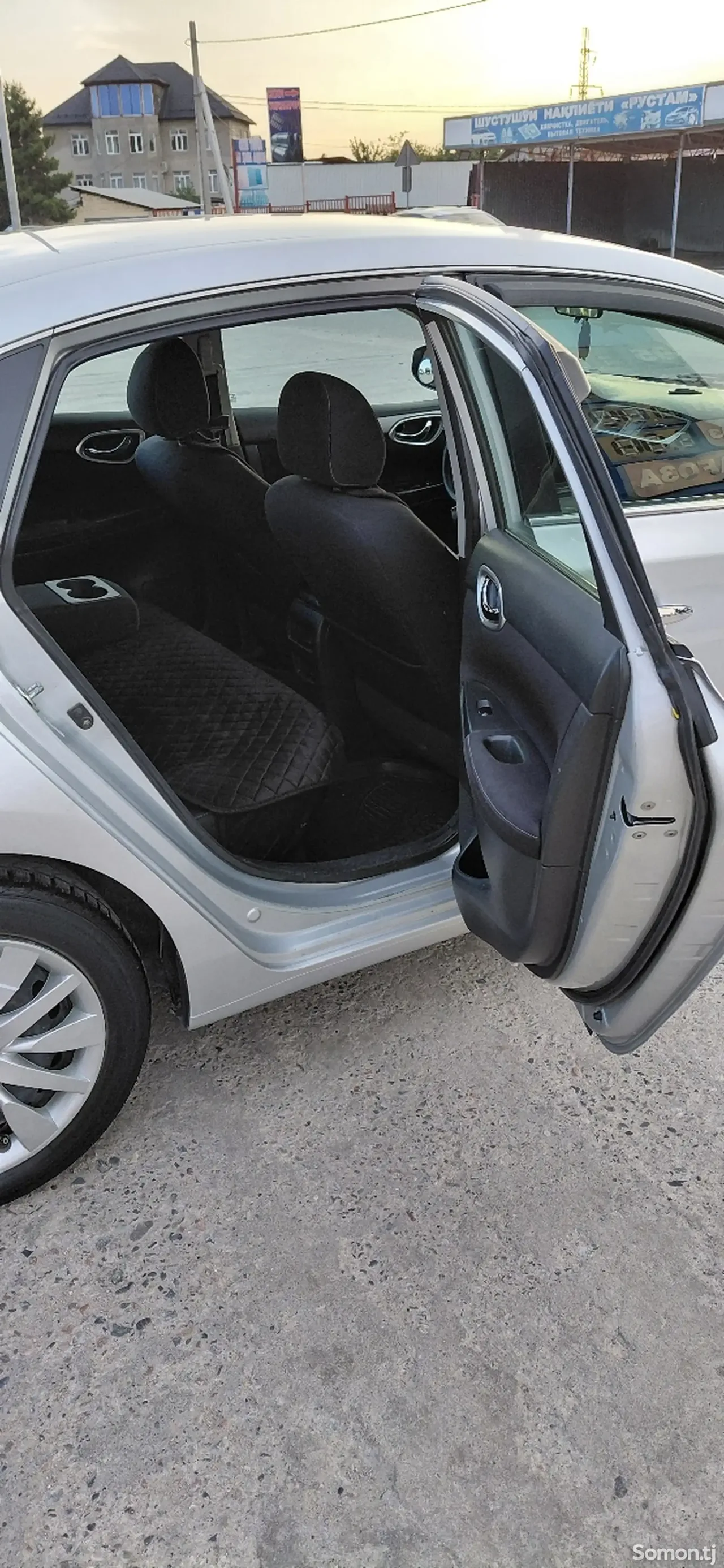 Nissan Sentra 2014 · 1.8 AT