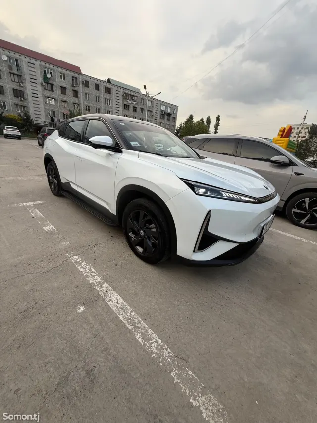 Dongfeng L7 2025 · AT