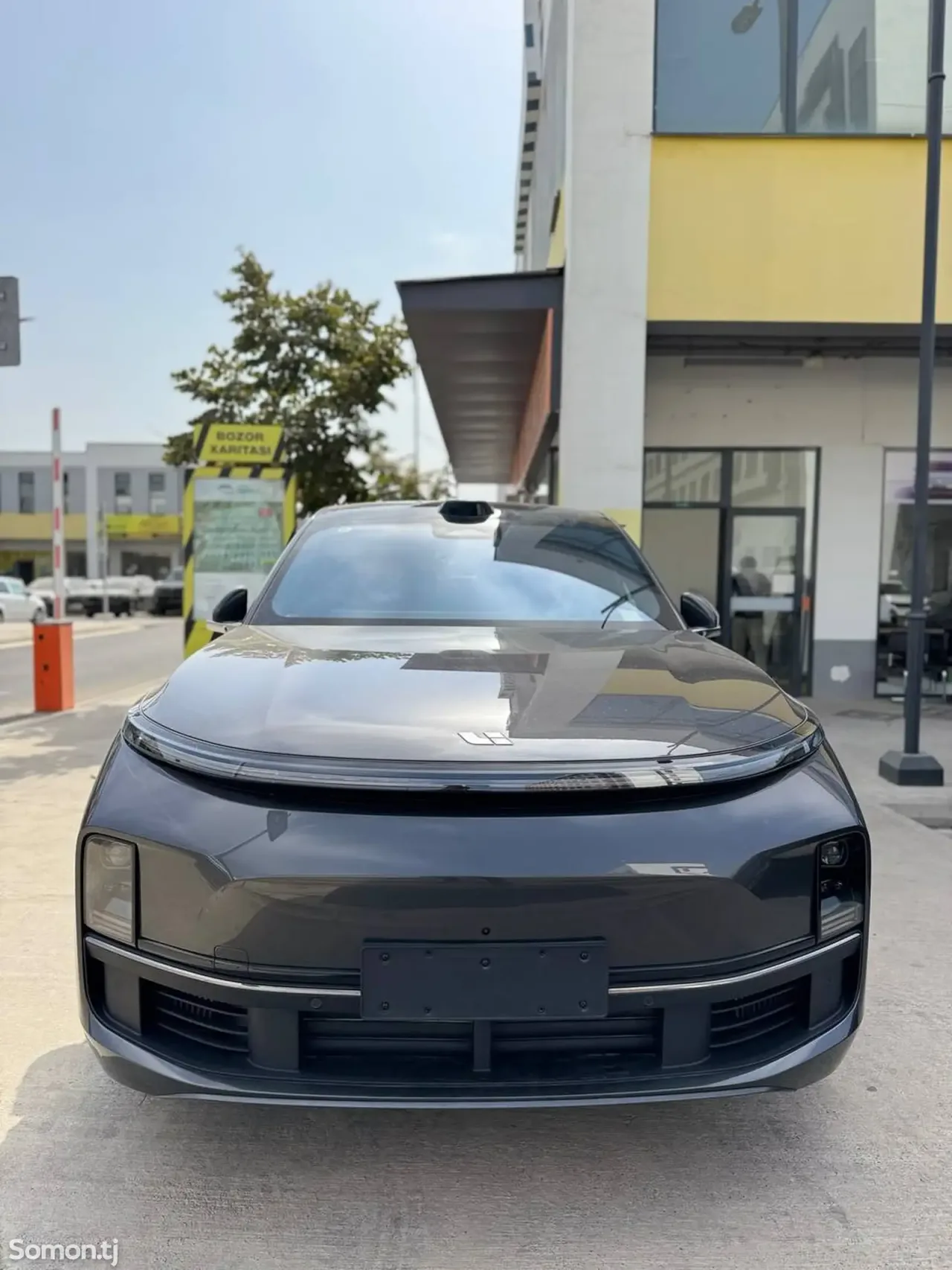 Li Auto (Lixiang) L9 2025 · 4.0 AMT