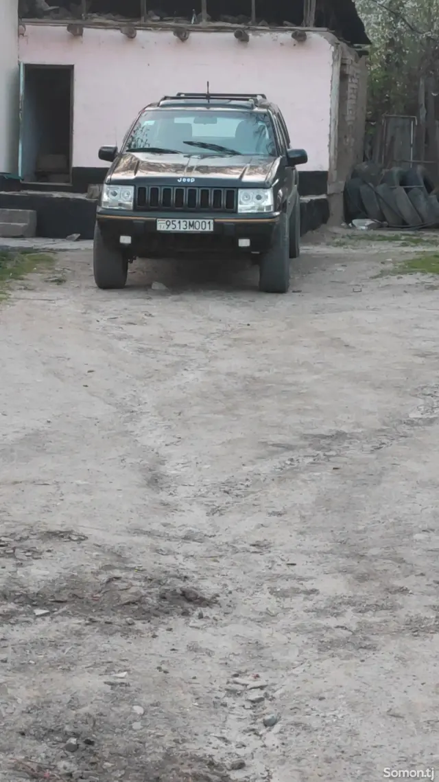 Jeep Grand Cherokee 1996 · 3.2 MT