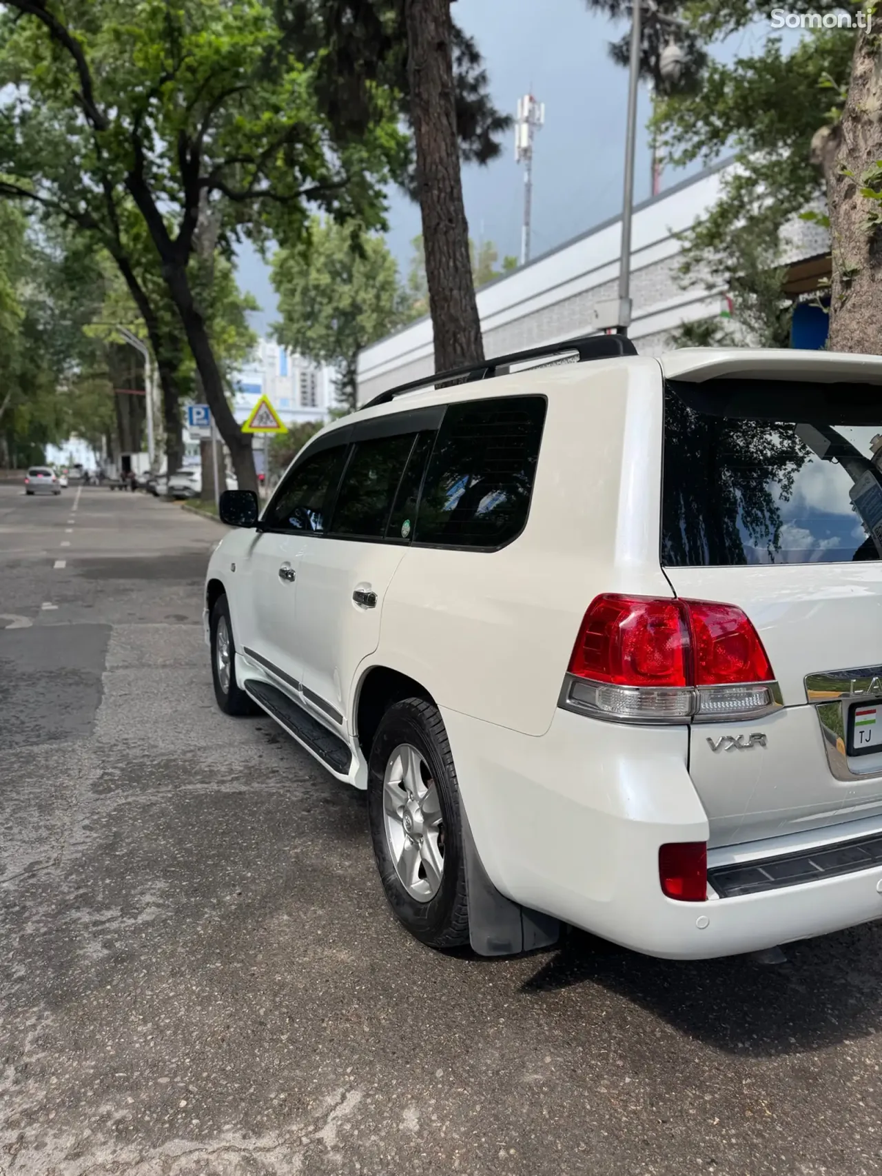 Toyota Land Cruiser 2010 · 4.7 AT