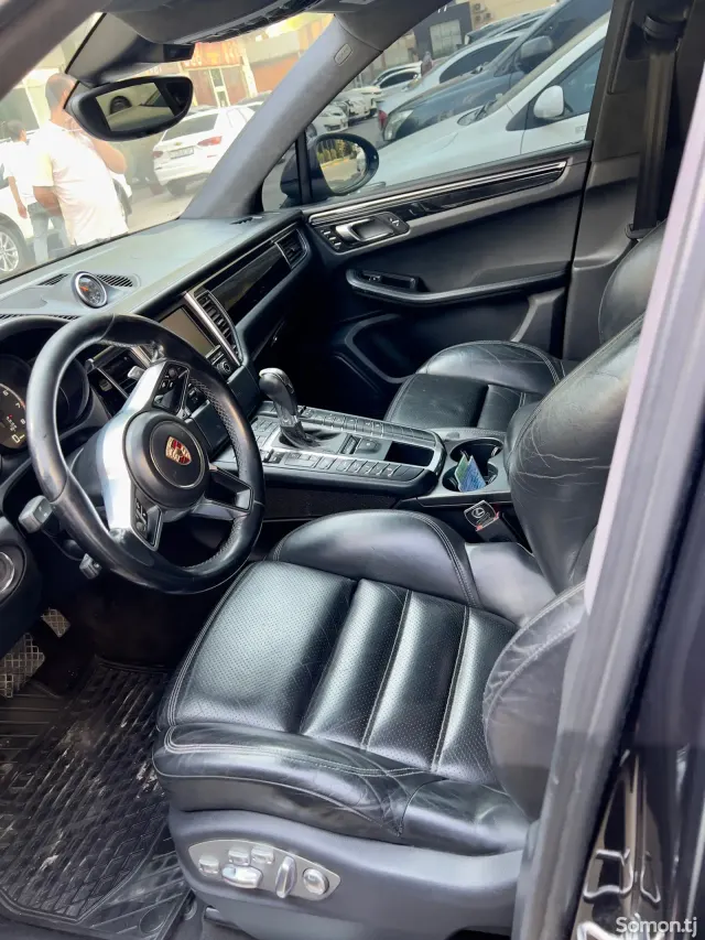 Porsche Macan 2015 · 3.6 AT