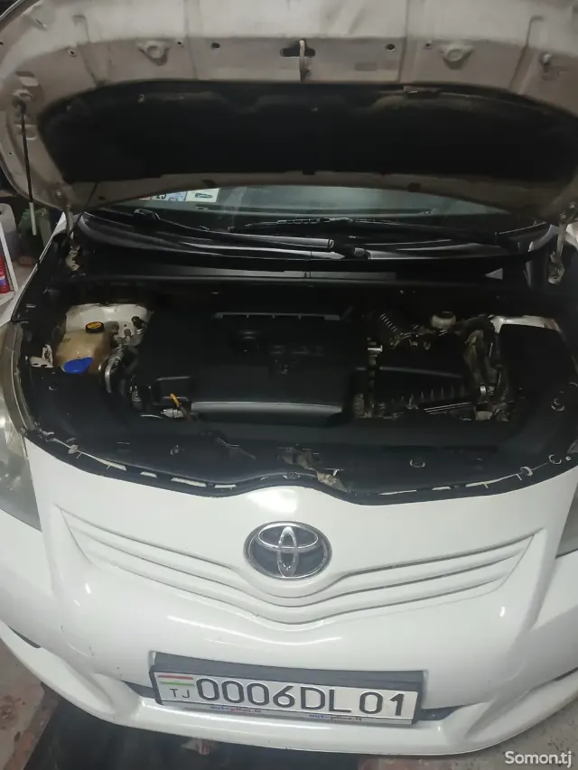 Toyota Verso 2009 · 2.0 MT