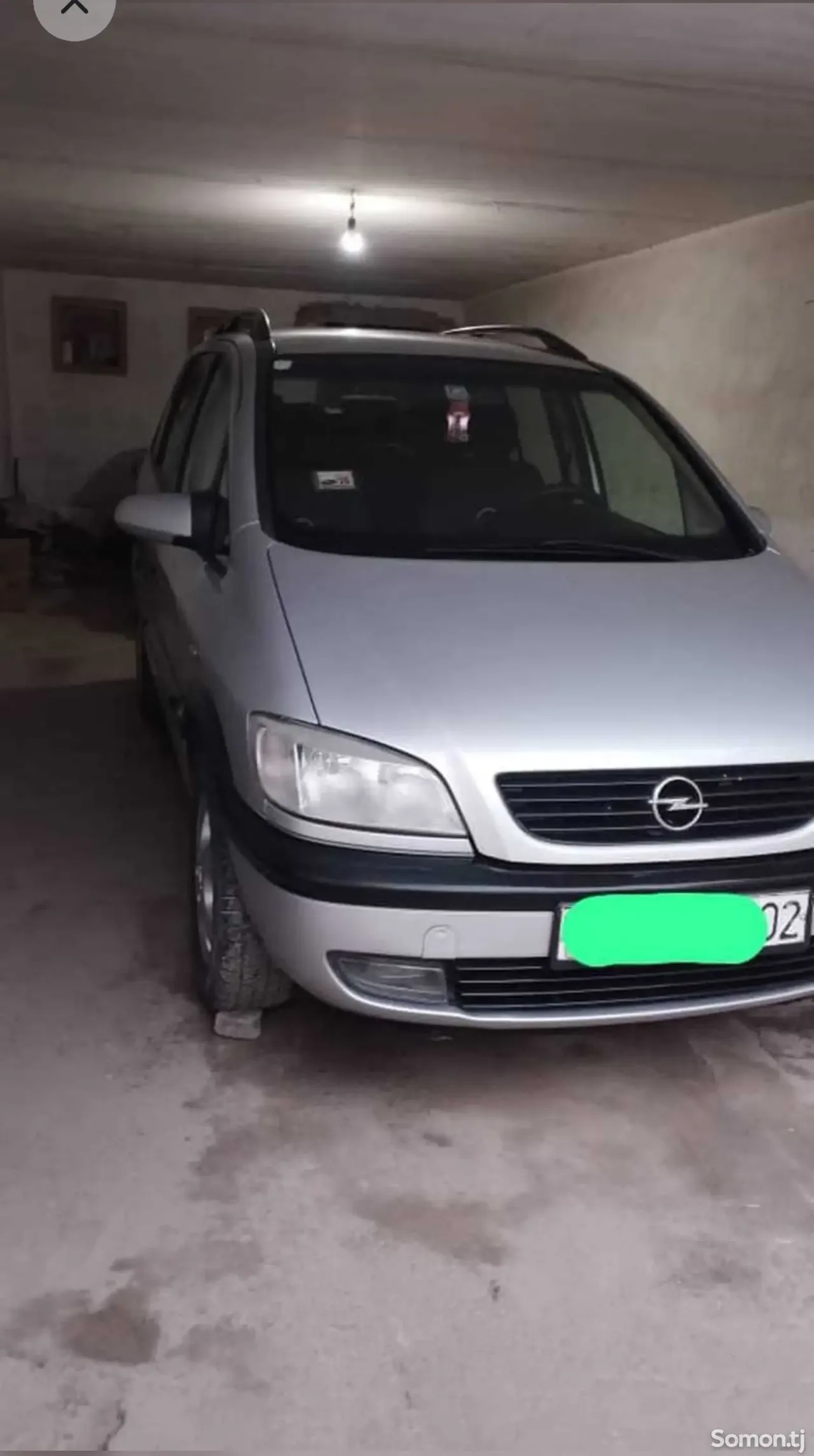 Opel Zafira 1999 · 1.8 MT