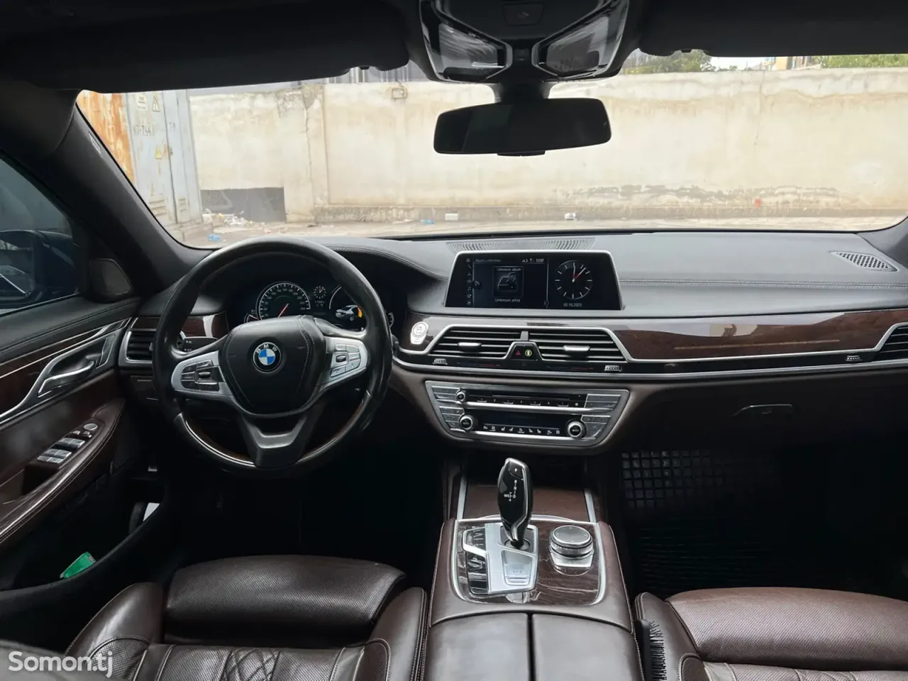 BMW 7 series 2016 · 3.0 AT