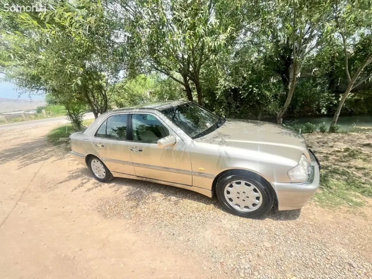 Mercedes-Benz C class 1995 · 1.8 AT