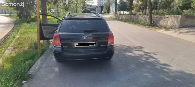 Toyota Avensis 2006 · 1.8 MT