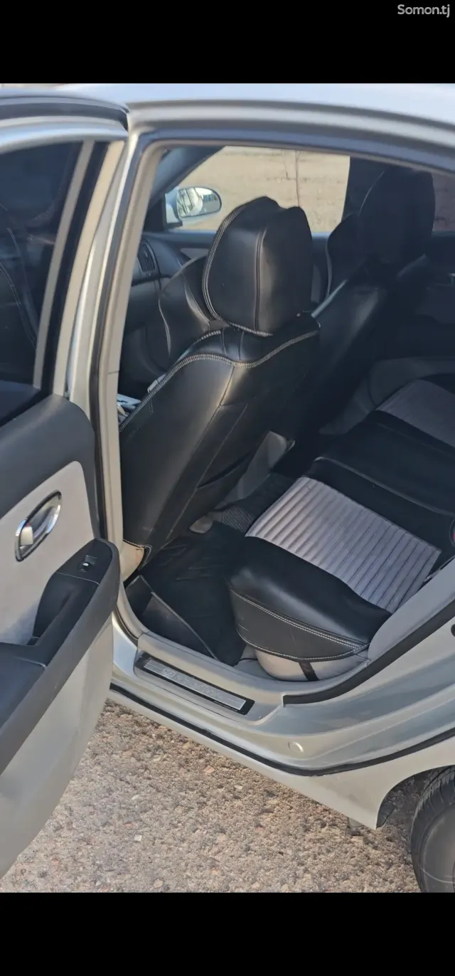 Hyundai Avante 2007 · 1.6 AT
