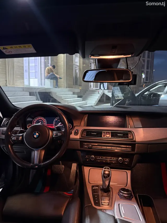 BMW 5 series 2014 · 3.0 AT