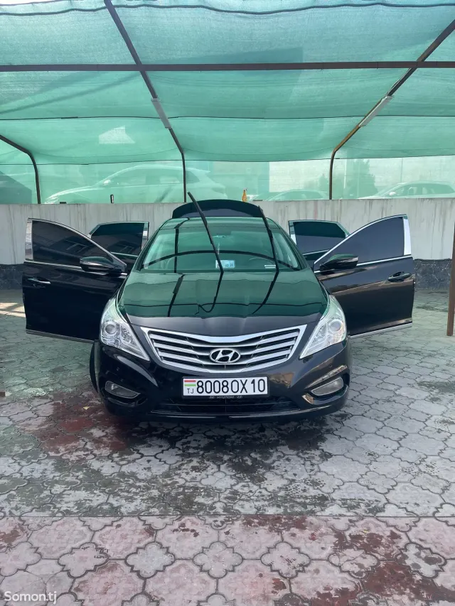 Hyundai Grandeur 2011 · 3.0 AT