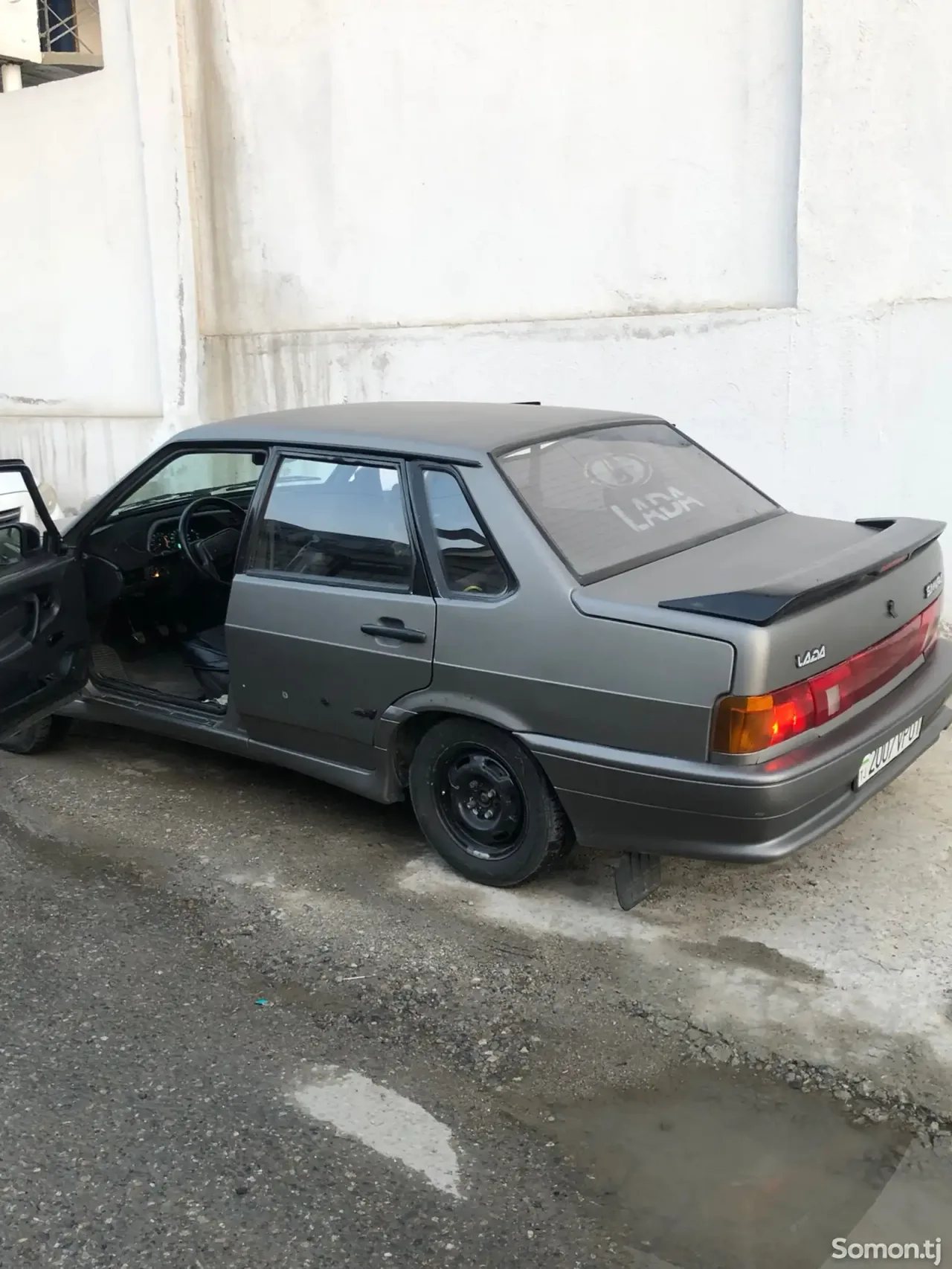 Lada (ВАЗ) 2115 2001 · 1.5 MT
