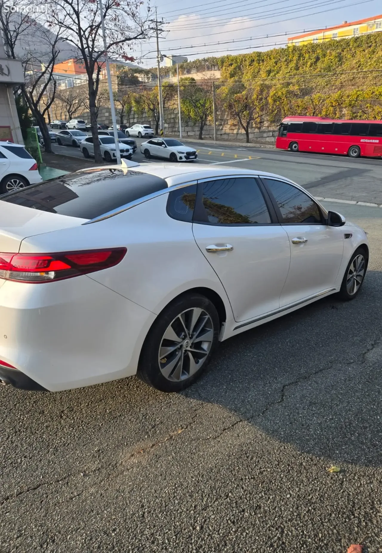 Kia K5 2018 · 2.0 AT