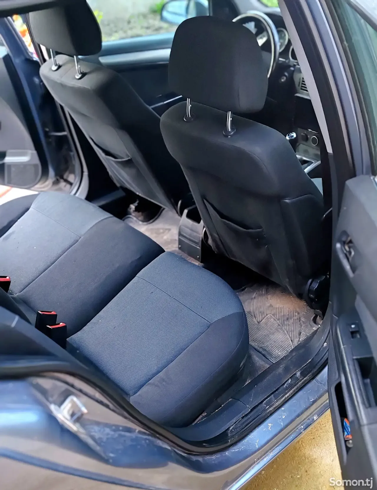 Opel Astra H 2006 · 1.8 MT