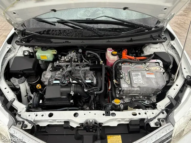 Toyota Fielder 2014 · 1.5 AT