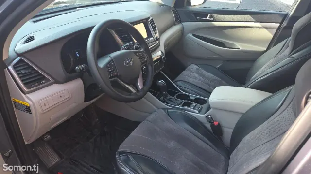 Hyundai Tucson 2018 · 2.0 AT