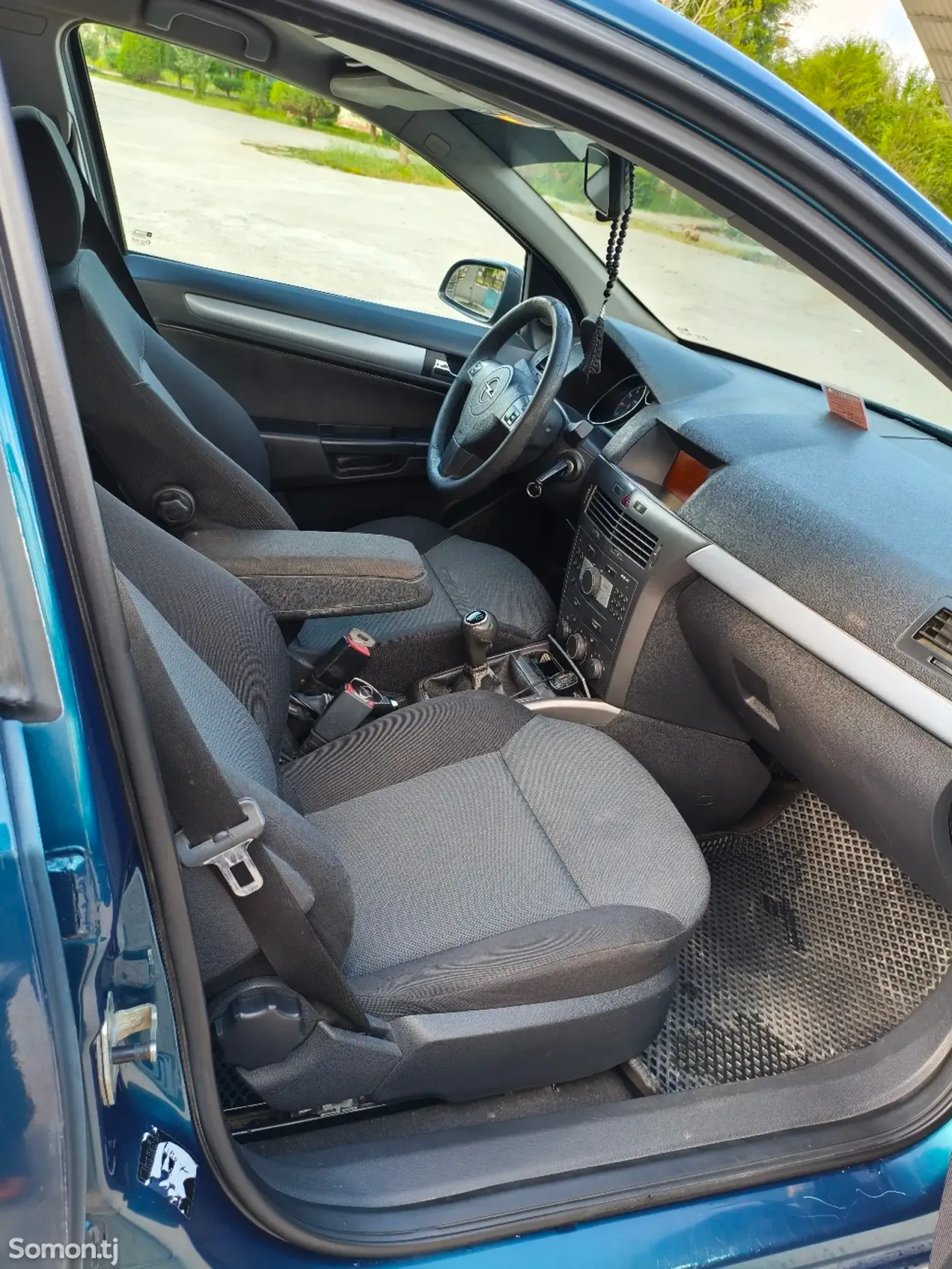 Opel Astra H 2007 · 1.6 MT