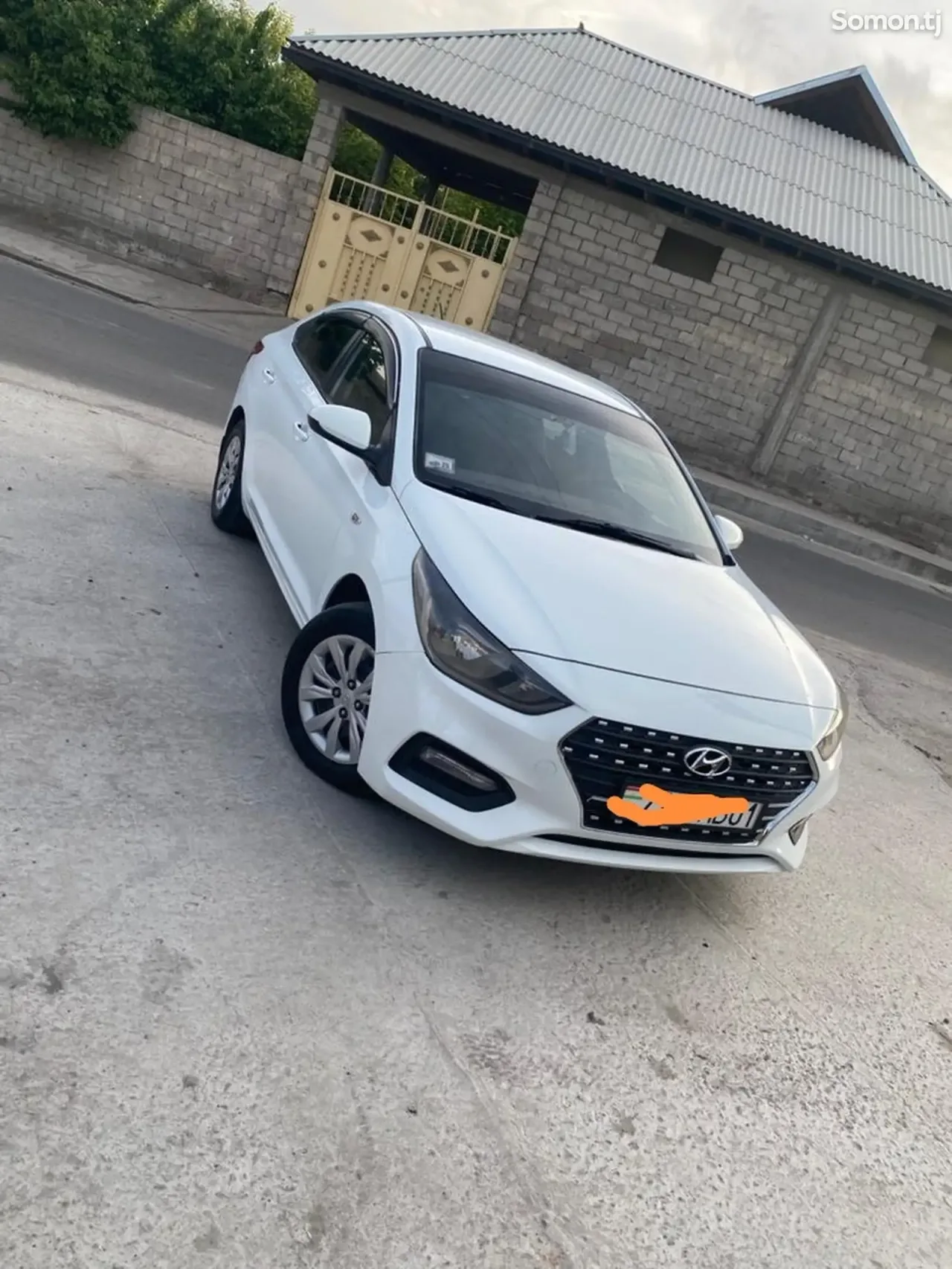 Hyundai Accent 2018 · 1.5 AT