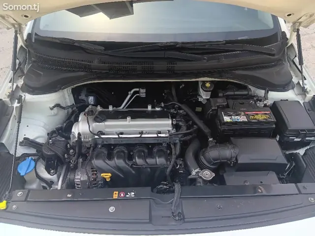 Hyundai Accent 2018 · 1.6 AT