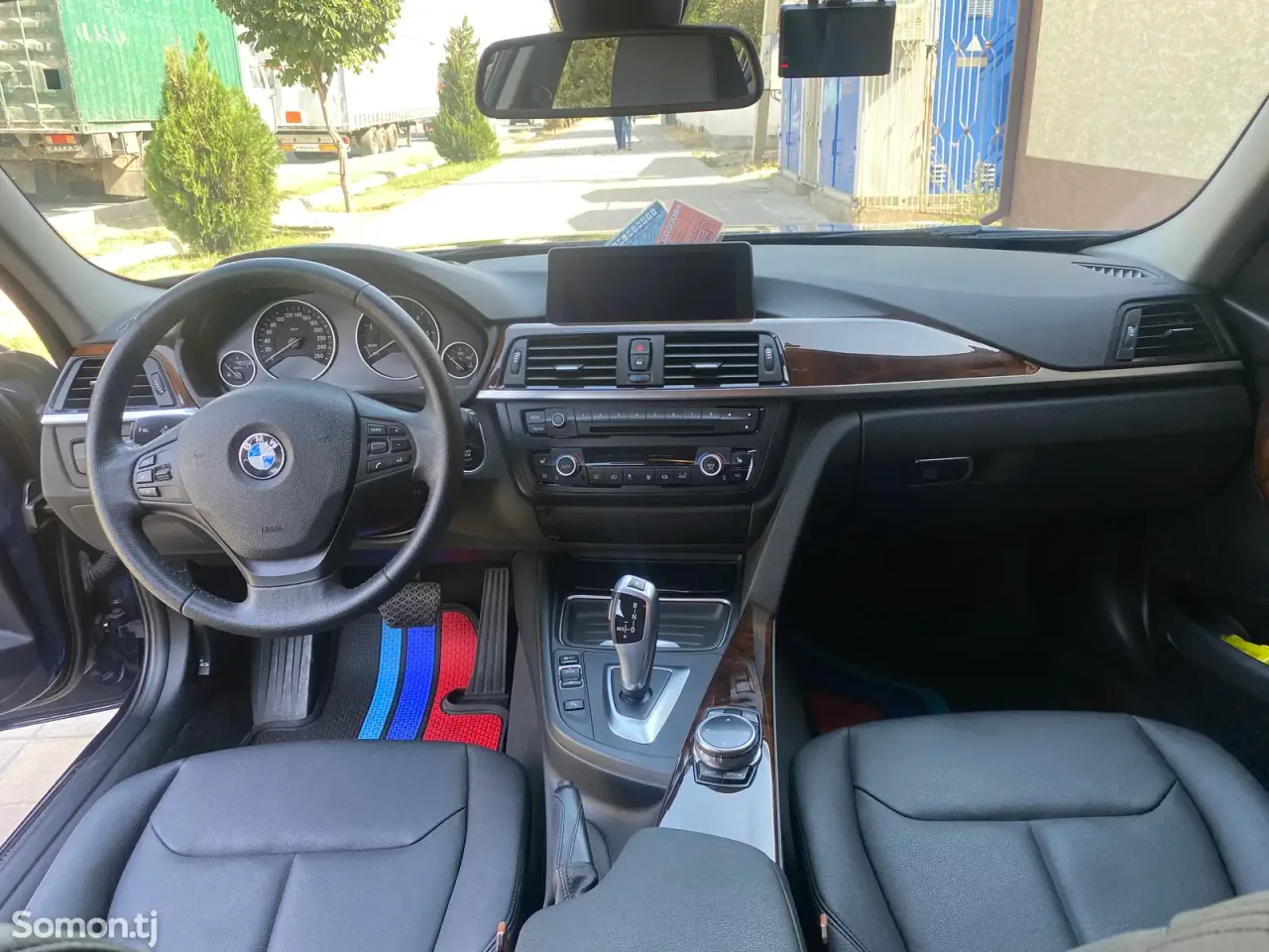 BMW 3 series 2014 · 2.0 AT