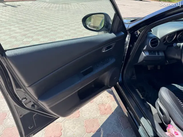 Mazda 6 2012 · 2.0 AT