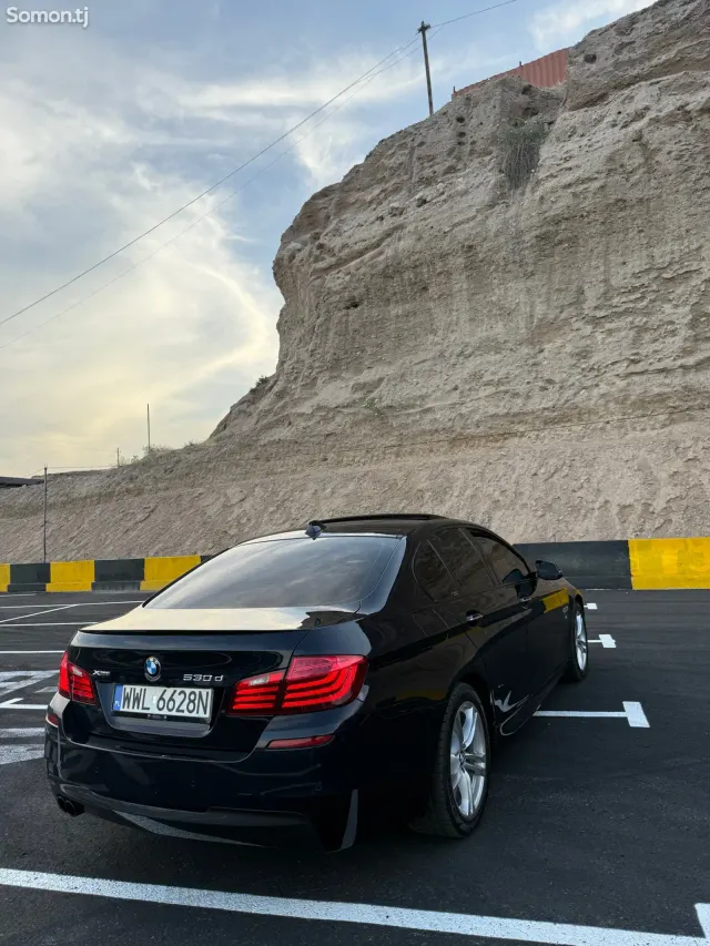 BMW 5 series 2015 · 3.0 AT