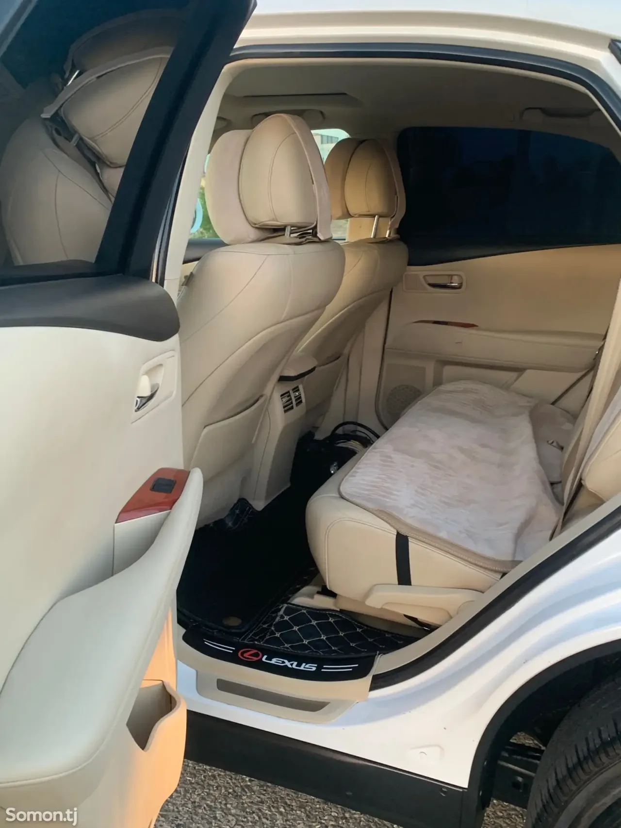 Lexus RX series 2010 · 3.5 AT
