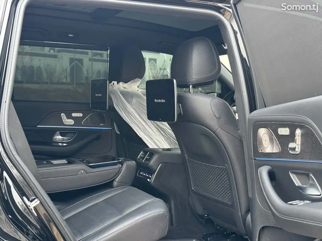 Mercedes-Benz GLS 2024 · 3.0 AT