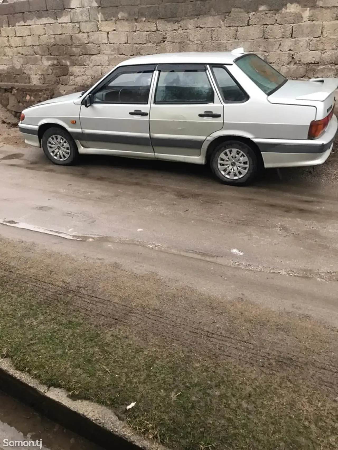 Lada (ВАЗ) 2115 2004 · 1.6 MT
