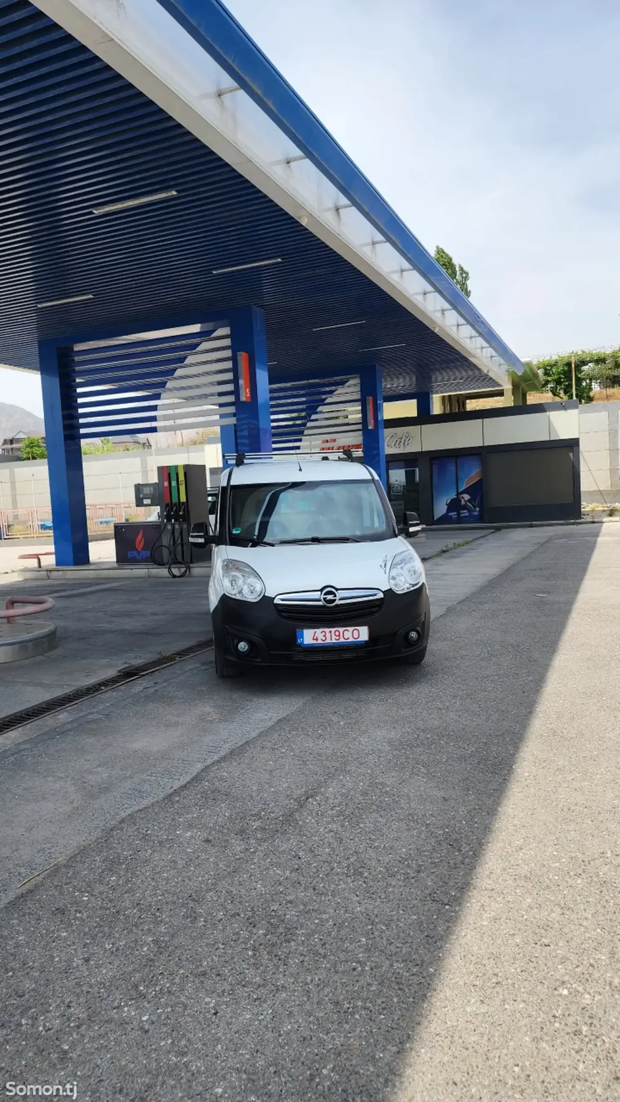 Opel Combo 2016 · 1.6 MT