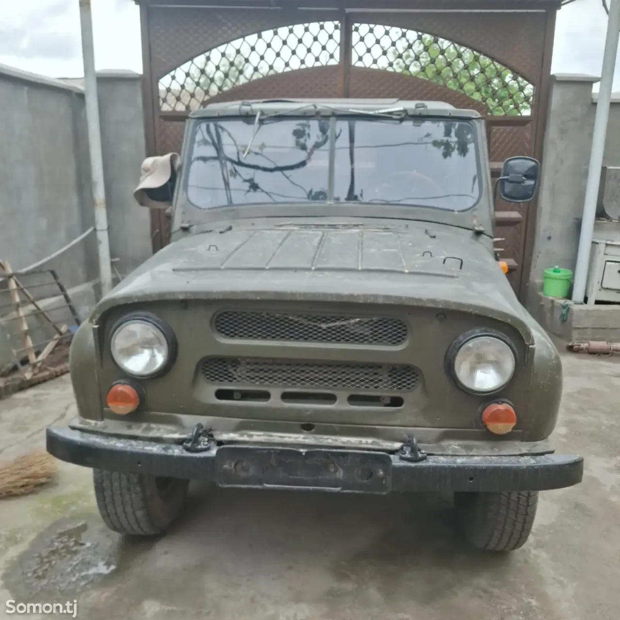 УАЗ 469 1982 · 1.9 MT